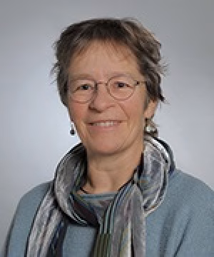 Roethenmund-Christine-klein-ac3e059274d4d1egac247f80f195347d@2x
